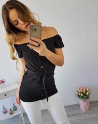 Zobrazit podrobnosti pro Luxusní černá blůzka 
 Obrázek Luxusní černá blůzka